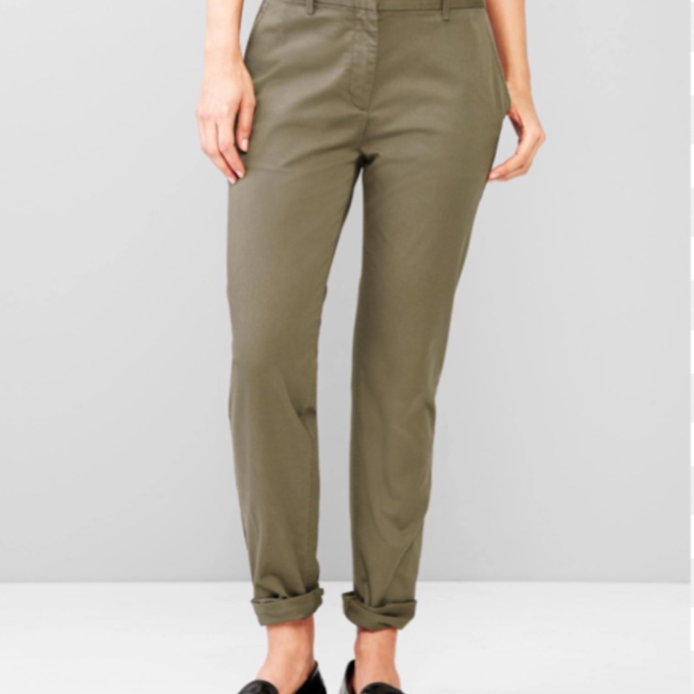 GAP Broken-In Khakis Army Green Straight Leg Chino Pants Size 10